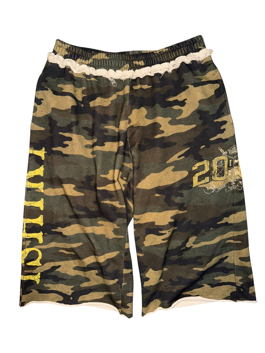 ISHIKI Camo Cutoffs